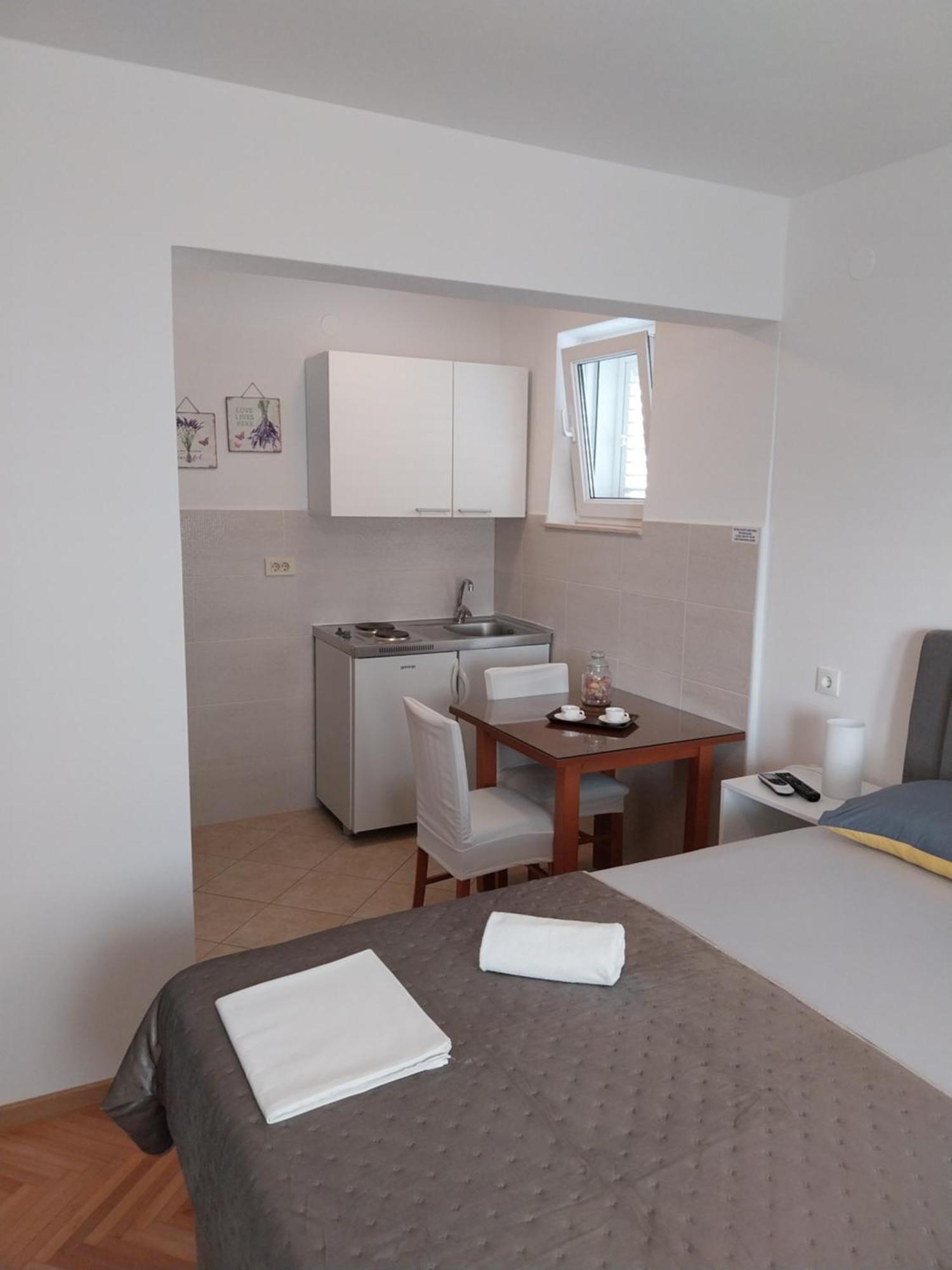 Guest house Rose Loboja Makarska