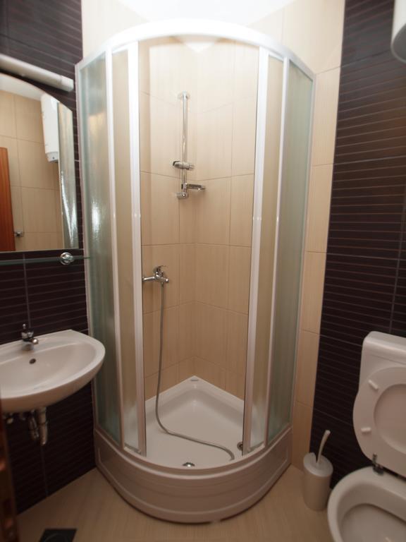 Guest house Rose Loboja